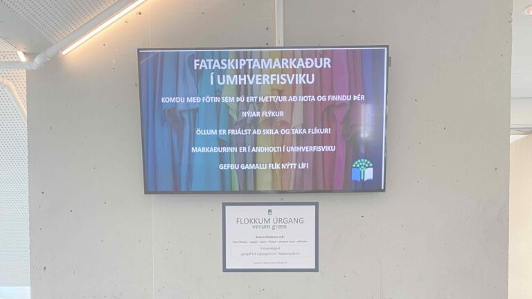 upplýsingatafla í versló