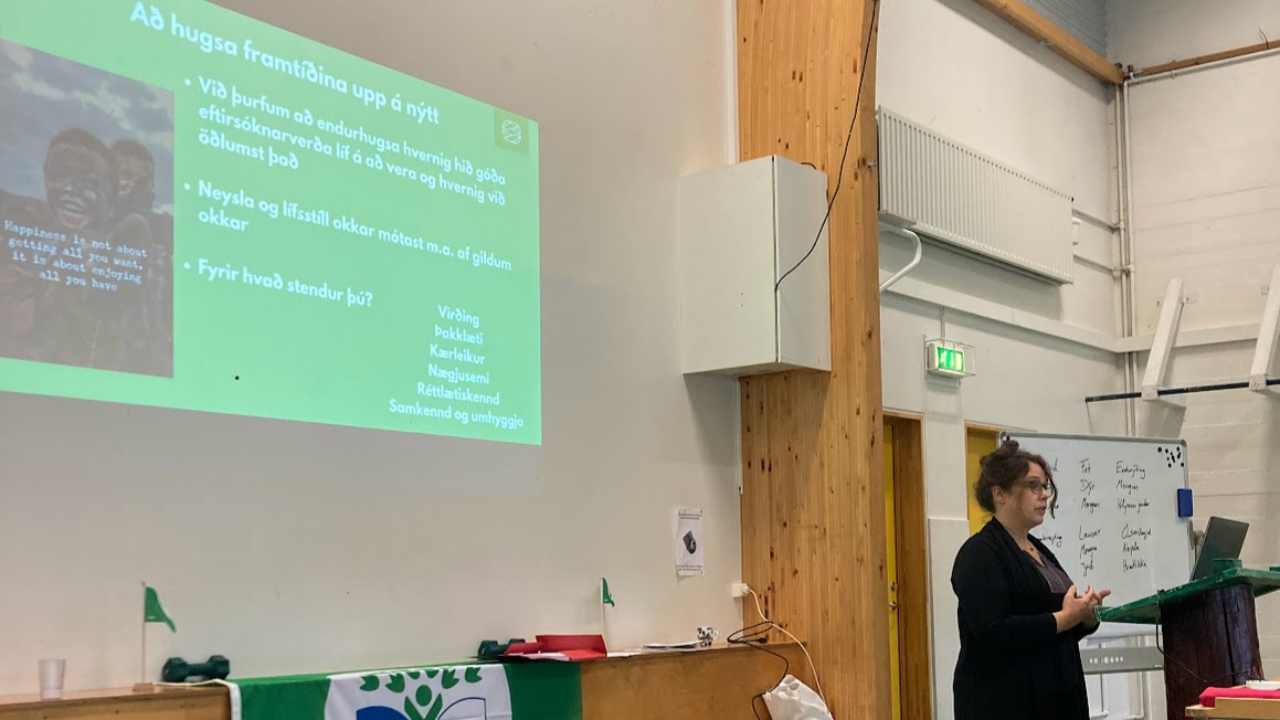 Guðrún Schmidt heldur fyrirlestur